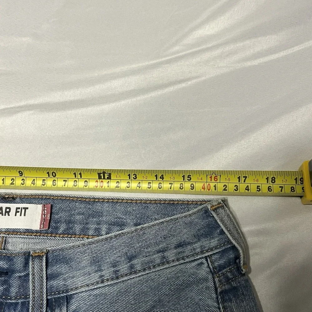 Y2K Levi's 505 Jeans Men's FITS Size 32x32 Grunge Med Wash Straight Leg